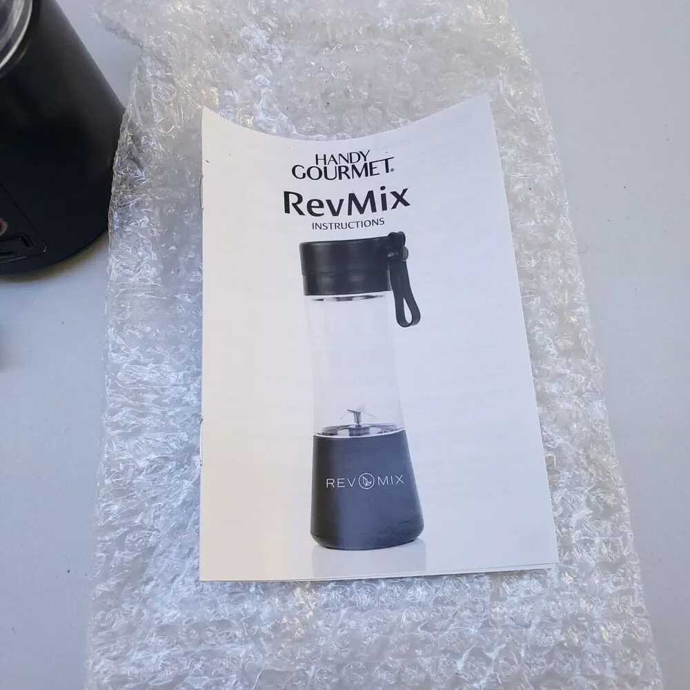 Handy Gourmet RevMix Personal Blender Rechargeable On the Go Tested 10.5 oz